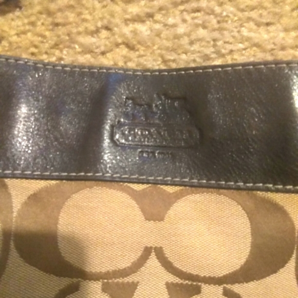 Authentic Coach - Picture 3 of 6